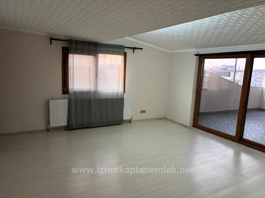 4+2 Maisonette-Wohnung Zum Verkauf Im Stadtteil Turabiye, Seferihisar, Izmir