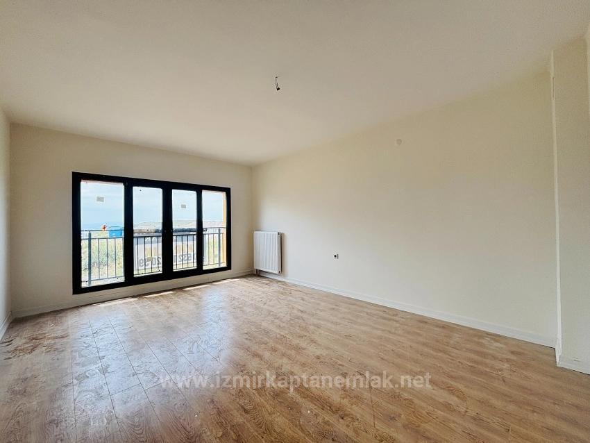 3+1 Mittelgeschosswohnung Zur Miete In İzmir Seferihisar Toki 3. Projektphase