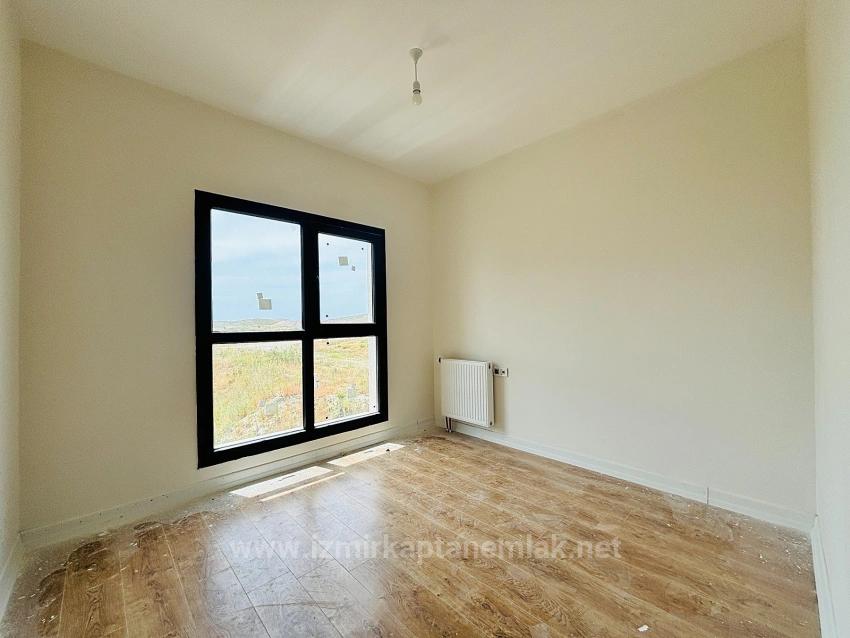3+1 Mittelgeschosswohnung Zur Miete In İzmir Seferihisar Toki 3. Projektphase