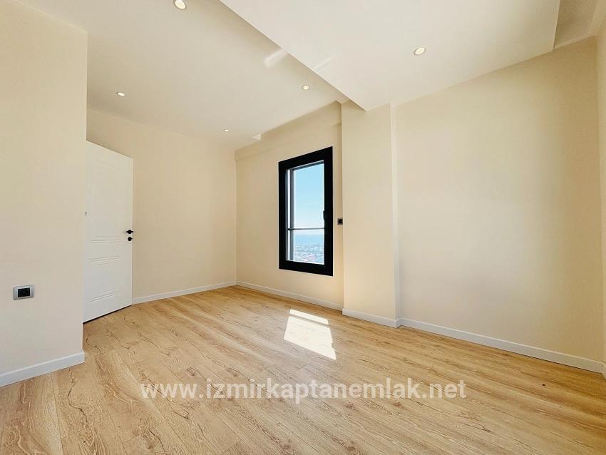 3+1-Zimmer Sommerhaus Zu verkaufen in Atatürk Bz. Seferihisar Doğanbey - 220 m²