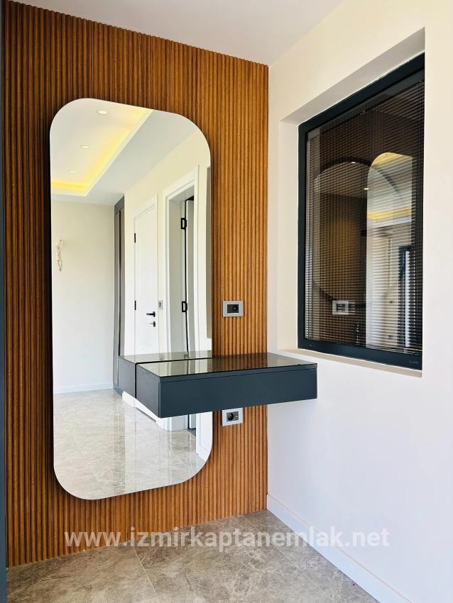 3+1-Zimmer Sommerhaus Zu verkaufen in Atatürk Bz. Seferihisar Doğanbey - 220 m²