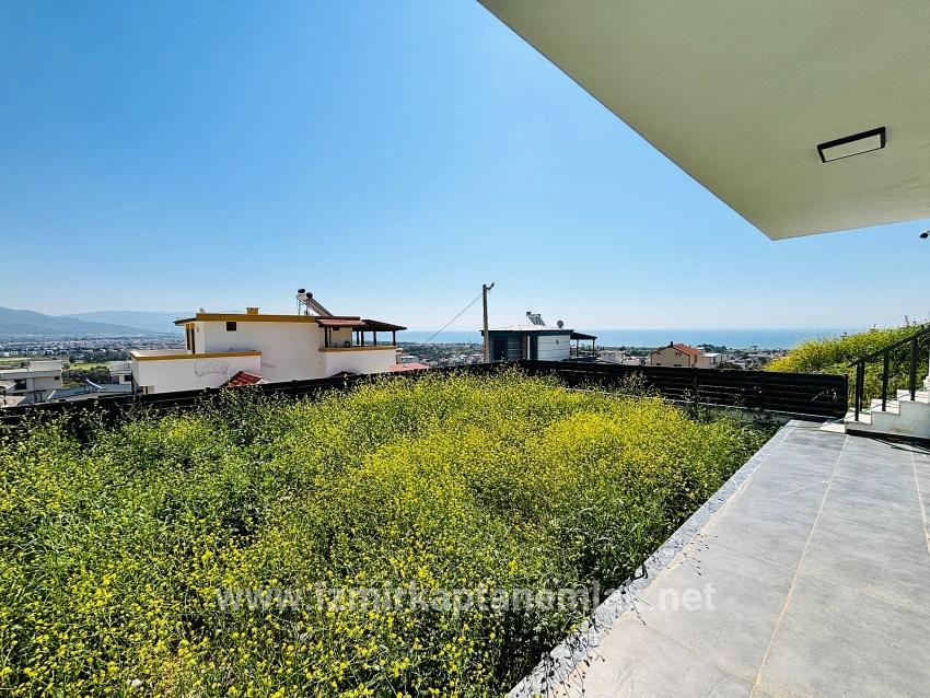 3+1-Zimmer Sommerhaus Zu verkaufen in Atatürk Bz. Seferihisar Doğanbey - 220 m²