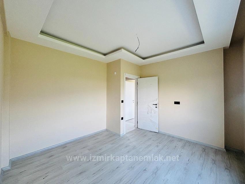 3+1 Villa Mit Großem Garten Zum Verkauf Im Stadtteil Cumhuriyet, Seferihisar, Izmir