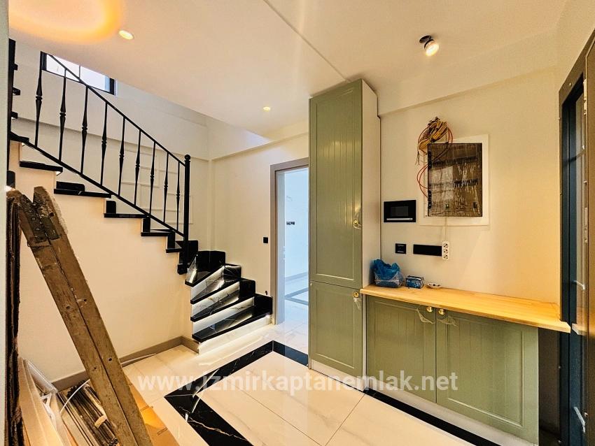 3+1-Zimmer Sommerhaus Zu verkaufen in Gümüldür Cumhuriyet Bz. Menderes Gümüldür - 237 m²