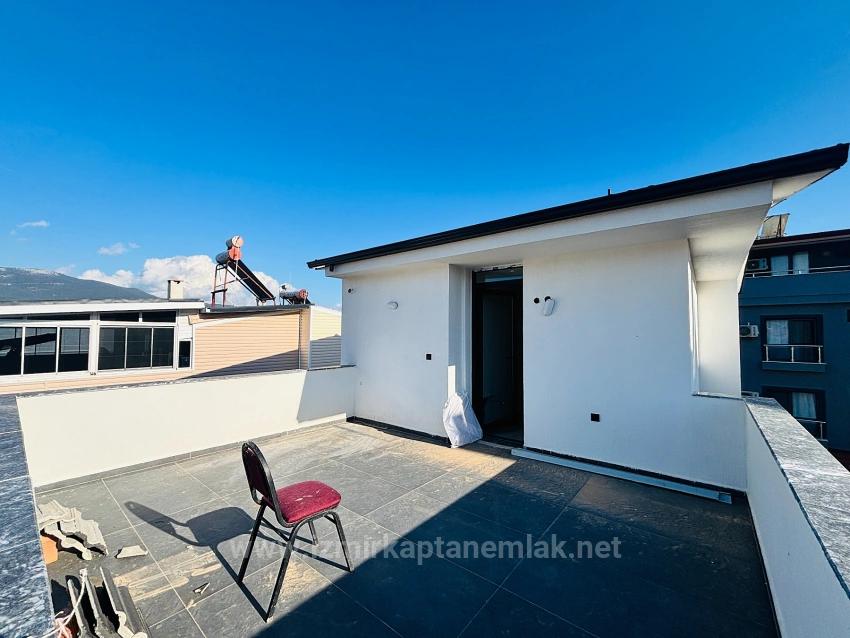 Freistehendes Haus Mit 3+1 Schlafzimmern, Smart-Home-System Und Pool, 100 M Vom Meer Entfernt Im Stadtteil Gümüldür, Menderes, İzmir.
