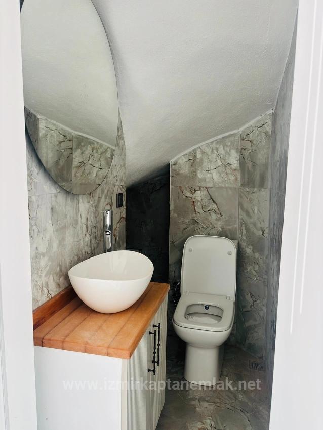 3+1 Freistehende Villa Mit Pool Zum Verkauf Im Stadtteil Cumhuriyet, Seferihisar, Izmir