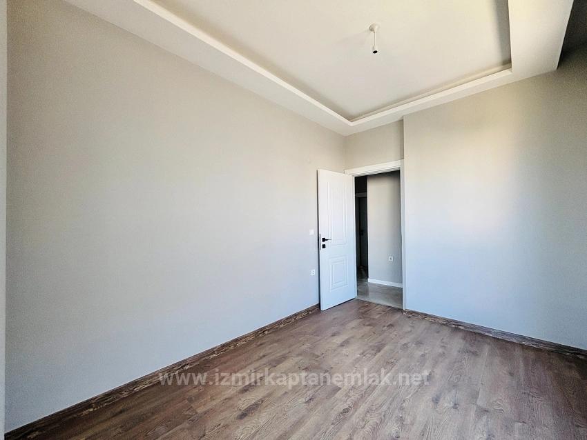 3+1 Freistehende Villa Mit Pool Zum Verkauf Im Stadtteil Cumhuriyet, Seferihisar, Izmir