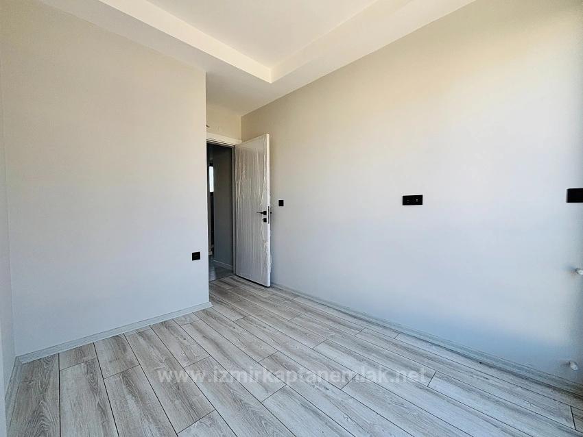 Doppelhaushälfte Zum Verkauf Im Stadtteil Payamlı, Seferihisar, İzmir, 350 M Vom Meer Entfernt, 3+1-Zimmer-Aufteilung.