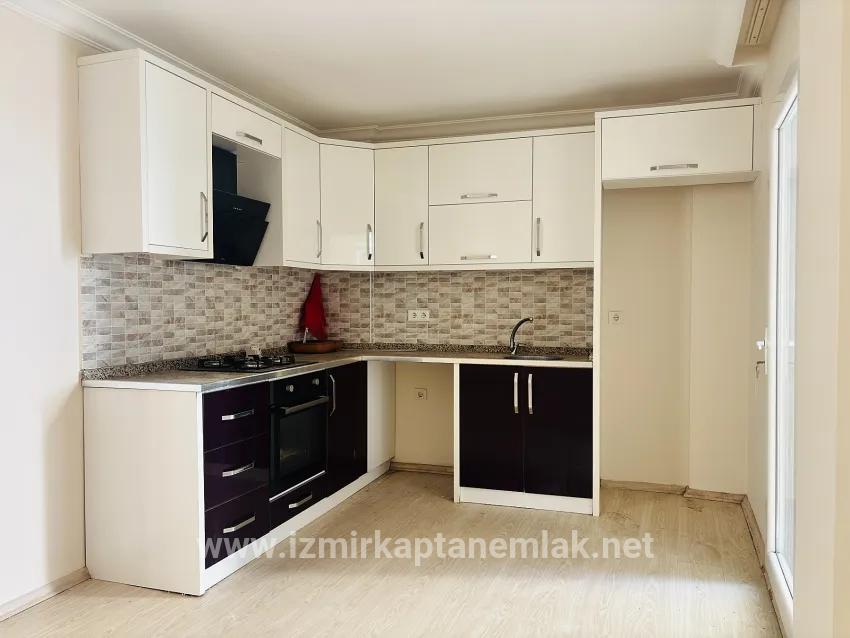 2+1-Zimmer Appartement Zu vermieten in Çolak İbrahim Bey Bz. Seferihisar - 70 m²