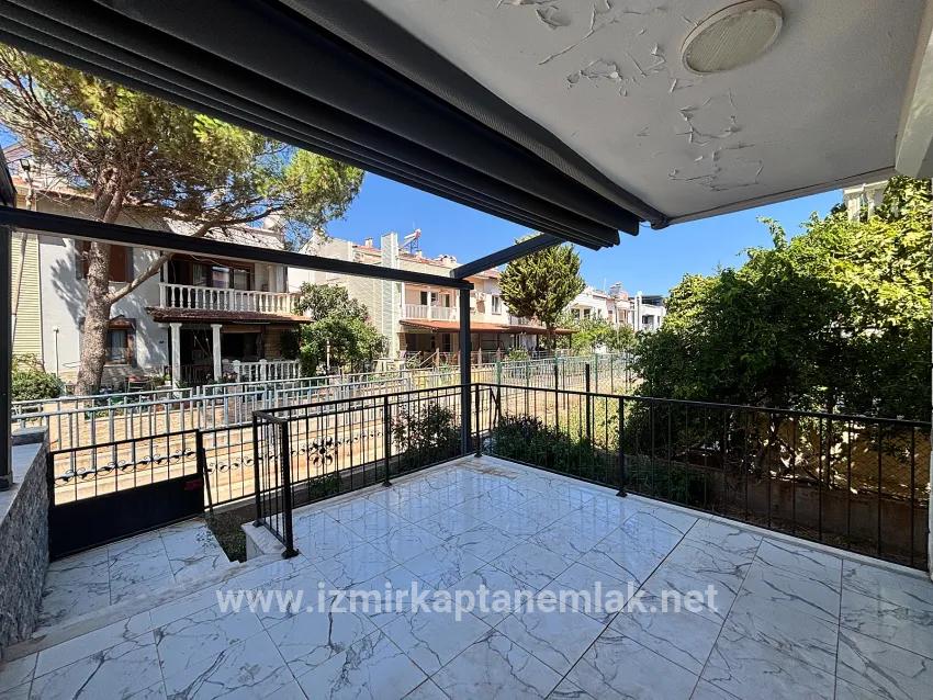 İzmir Seferihisar Bengiler Mahallesi’nde große gartenbesitzende dem Meer 20m 3+1 mietbare Villa