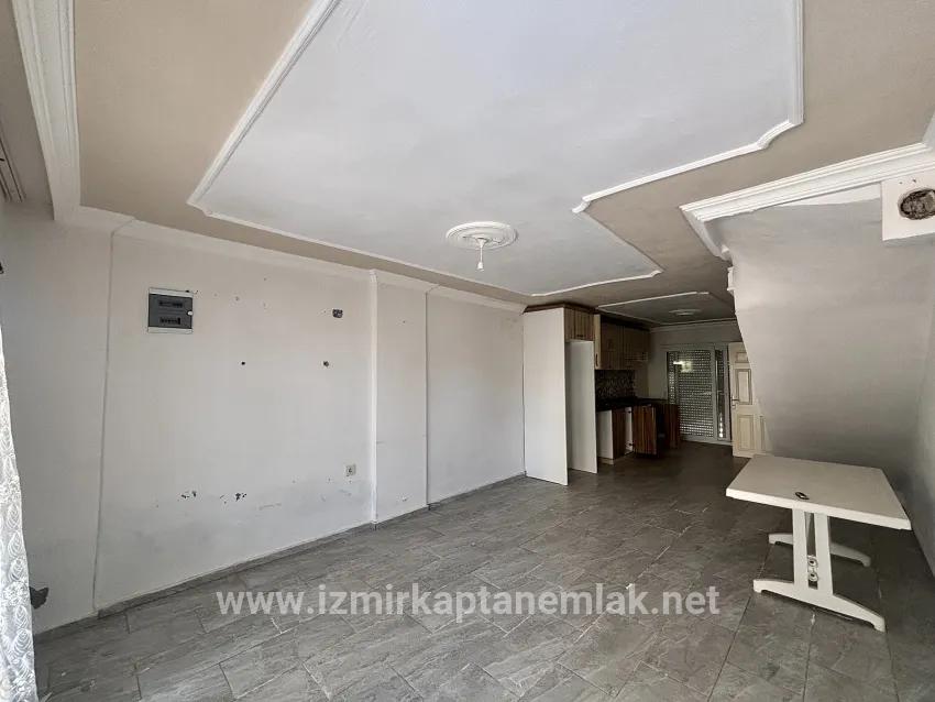 İzmir Seferihisar Bengiler Mahallesi’nde große gartenbesitzende dem Meer 20m 3+1 mietbare Villa