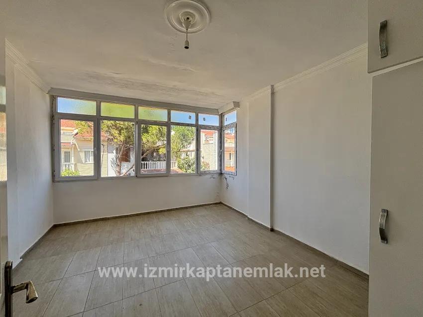 İzmir Seferihisar Bengiler Mahallesi’nde große gartenbesitzende dem Meer 20m 3+1 mietbare Villa