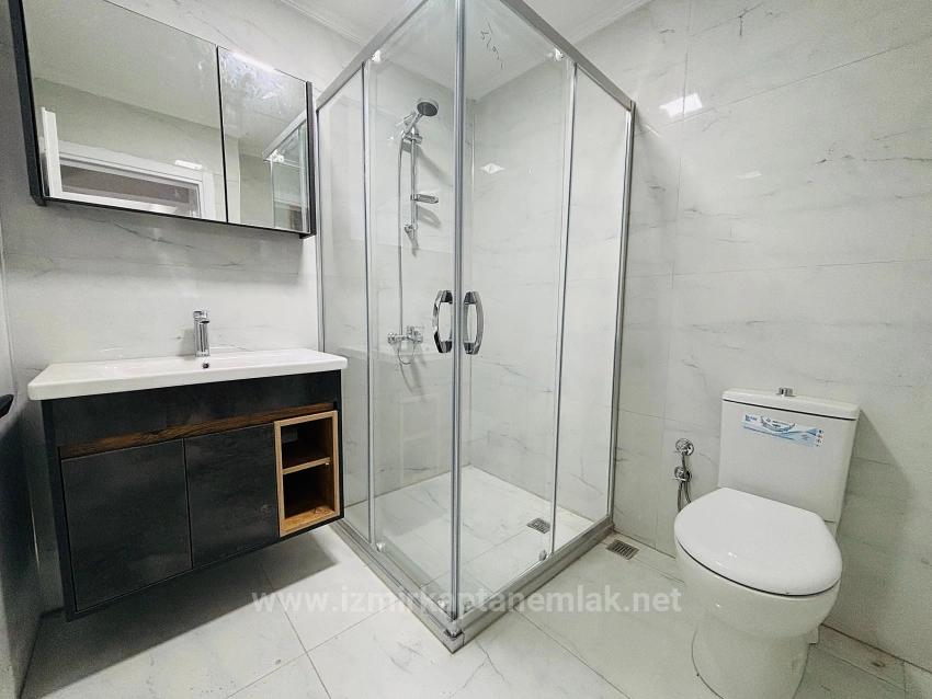 Freistehende Triplex-Sommervilla (4+1 Schlafzimmer) Am Meer In Bengiler, Seferihisar