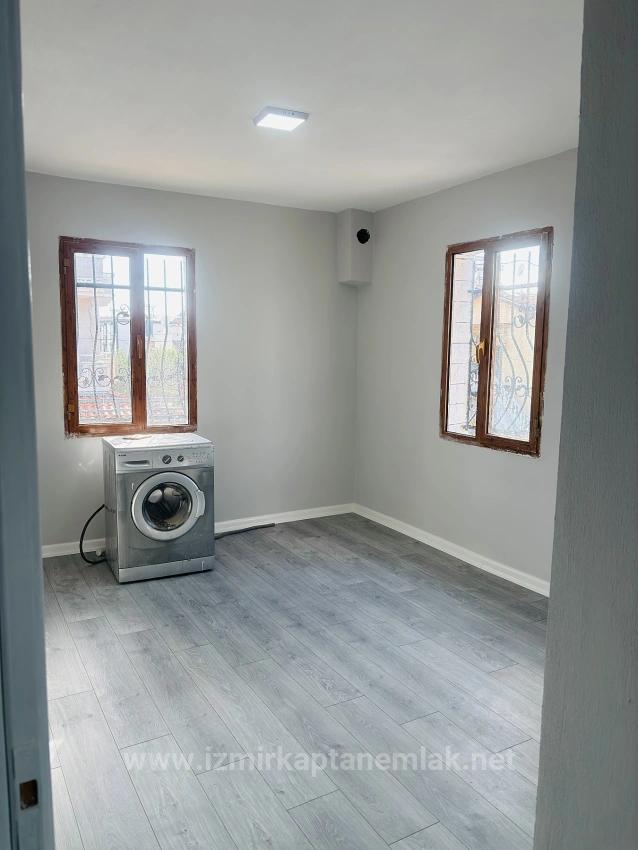 Freistehende Triplex-Sommervilla (4+1 Schlafzimmer) Am Meer In Bengiler, Seferihisar