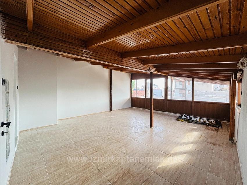 Freistehende Triplex-Sommervilla (4+1 Schlafzimmer) Am Meer In Bengiler, Seferihisar