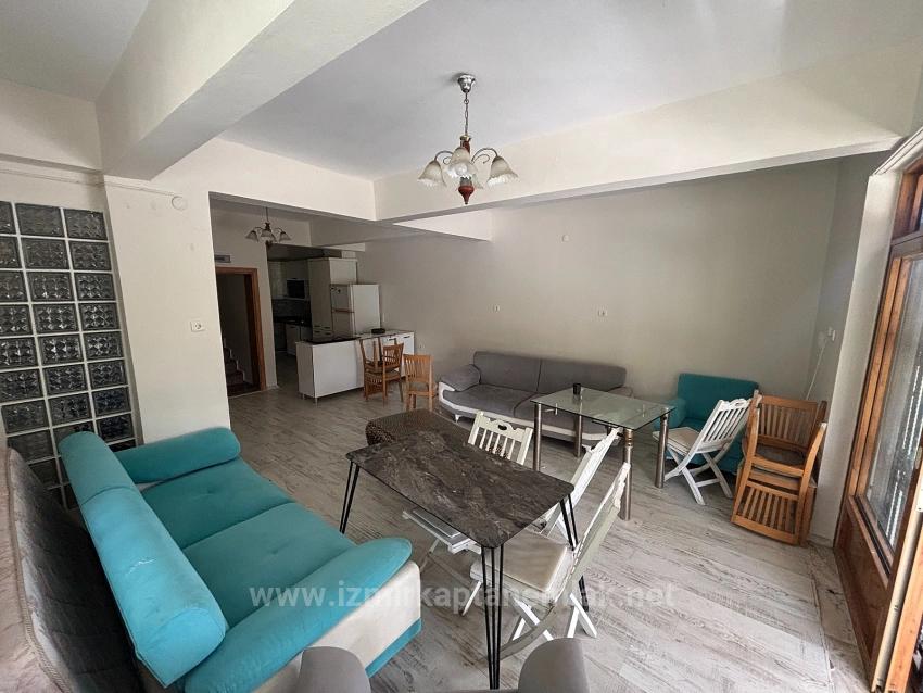 Freistehende Triplex-Sommervilla (4+1 Schlafzimmer) Am Meer In Bengiler, Seferihisar