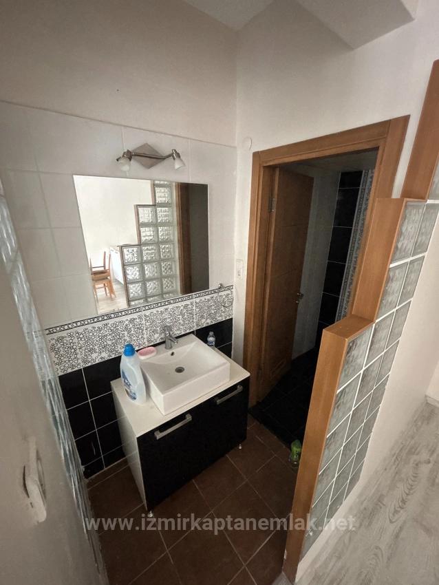 Freistehende Triplex-Sommervilla (4+1 Schlafzimmer) Am Meer In Bengiler, Seferihisar