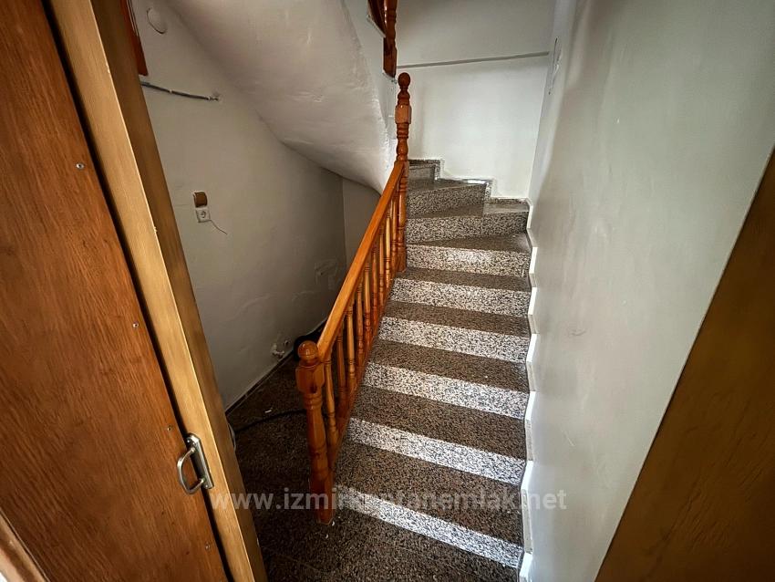 Freistehende Triplex-Sommervilla (4+1 Schlafzimmer) Am Meer In Bengiler, Seferihisar