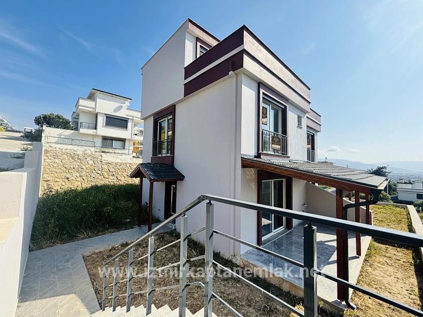 3+1-Zimmer Sommerhaus Zu verkaufen in Atatürk Bz. Seferihisar Doğanbey - 170 m²