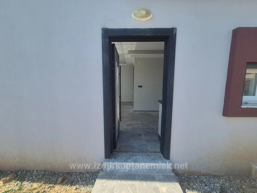 3+1 Villa Mit Meerblick Und Garten Im Viertel Doğanbey Atatürk Zu Verkaufen