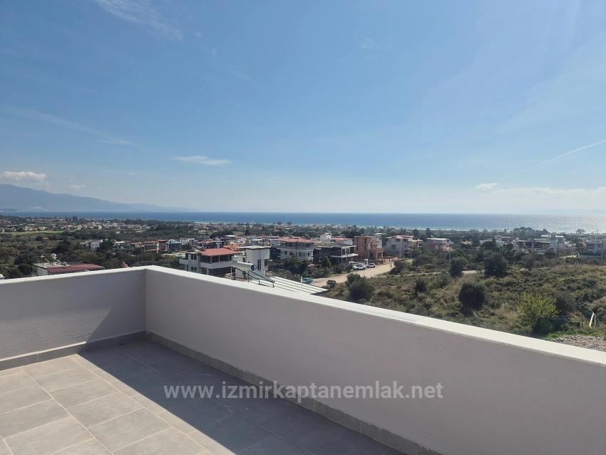 3+1 Villa Mit Meerblick Und Garten Im Viertel Doğanbey Atatürk Zu Verkaufen