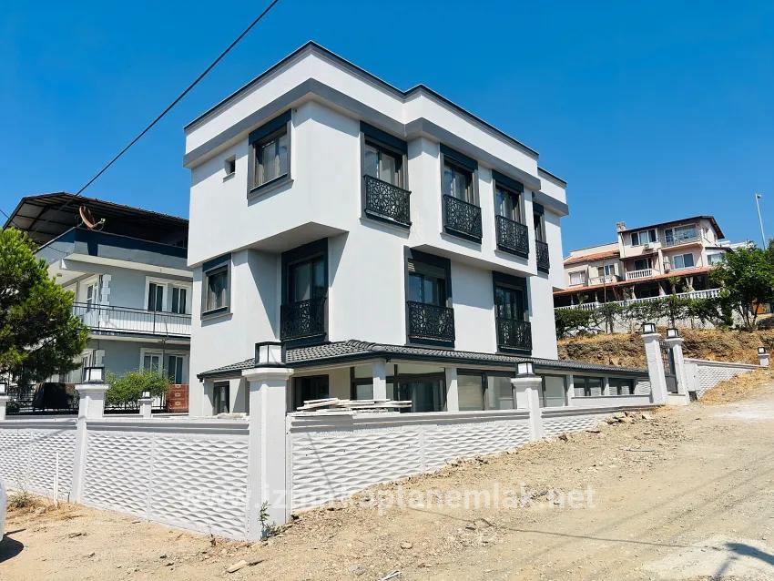 3+1-Zimmer Sommerhaus Zu verkaufen in Tepecik Bz. Seferihisar - 144 m²