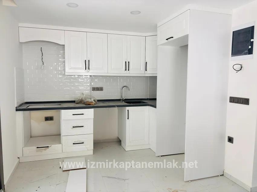 3+1-Zimmer Sommerhaus Zu verkaufen in Tepecik Bz. Seferihisar - 144 m²
