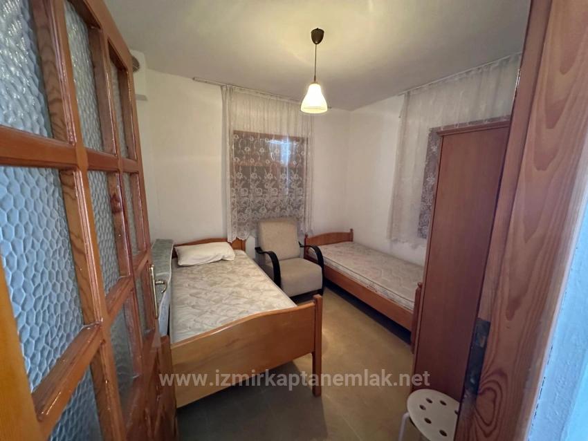 Zwei 2+1-Wohnungen Am Meer Zum Verkauf In Payamlı, Seferihisar, Izmir