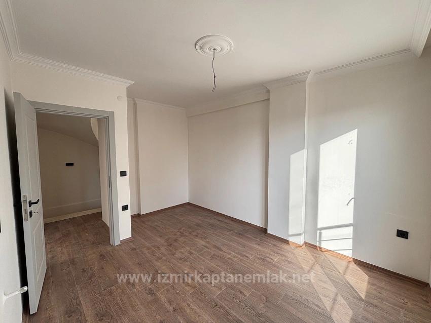 Brandneue 2+1-Villa Zum Verkauf In Wunderschöner Lage In Seferihisar Doğanbey Payamlı