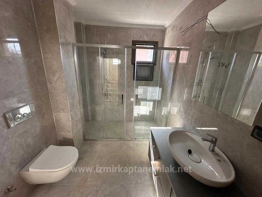 Brandneue 2+1-Villa Zum Verkauf In Wunderschöner Lage In Seferihisar Doğanbey Payamlı