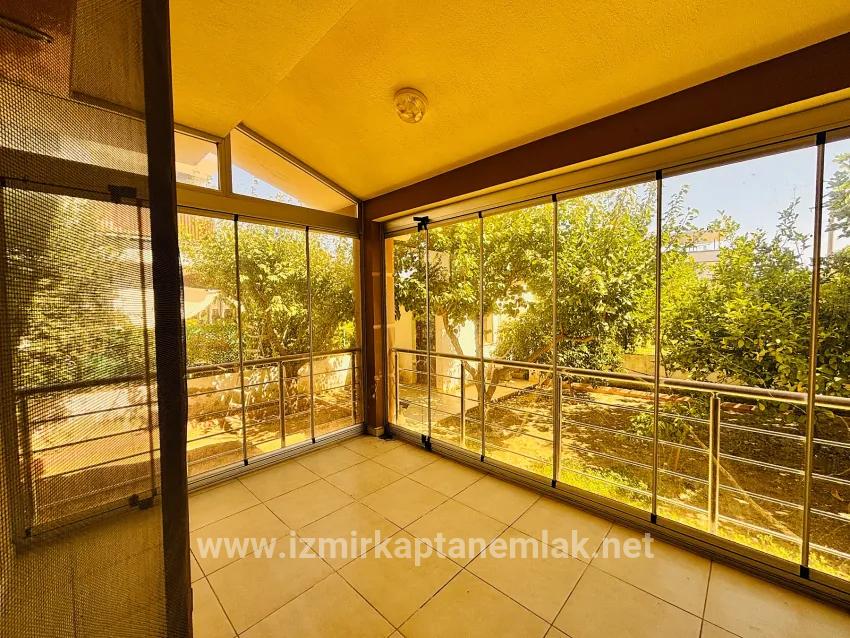 4+1-Zimmer Sommerhaus Zu verkaufen in Cumhuriyet Bz. Seferihisar Doğanbey - 160 m²