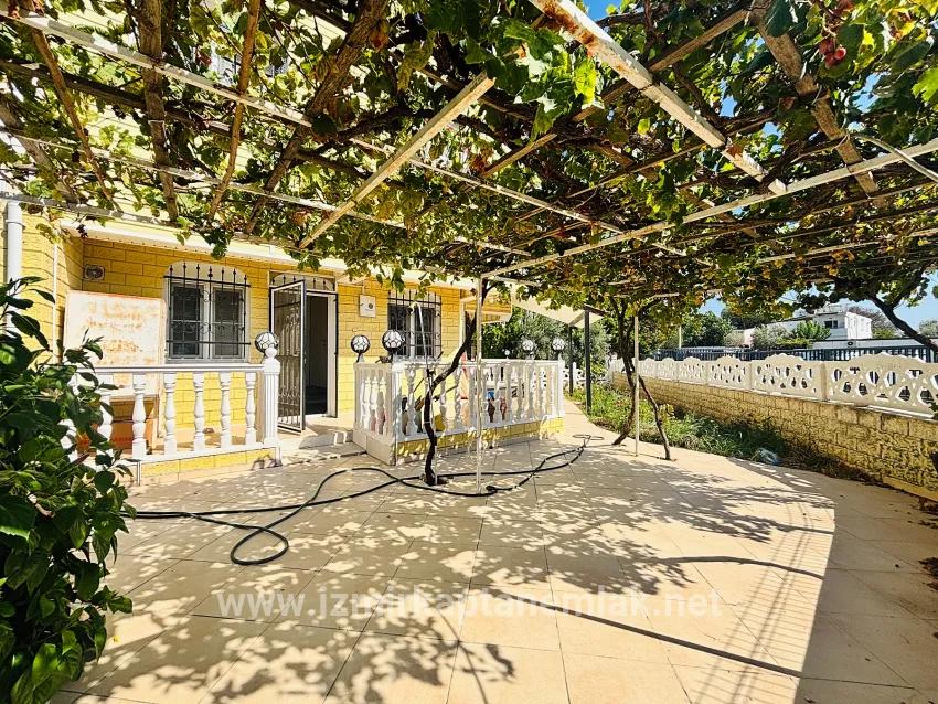 3+1-Zimmer Sommerhaus Zu verkaufen in Mersin Alanı Bz. Seferihisar Ürkmez - 150 m²