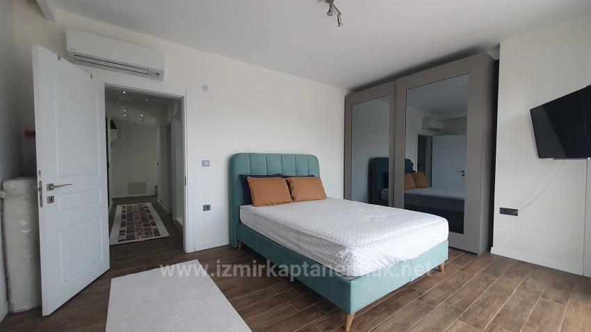 3+1 Villa Mit Pool Und Garten Am Meer In Seferihisar Payamlı Zu Verkaufen