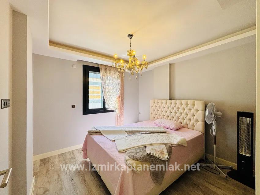 3+1-Zimmer Sommerhaus Zu verkaufen in Cumhuriyet Bz. Seferihisar Doğanbey - 290 m²