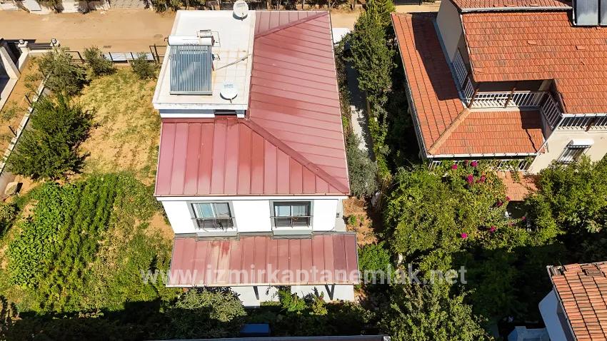 2+1-Zimmer Sommerhaus Zu verkaufen in Payamlı Bz. Seferihisar Doğanbey - 95 m²