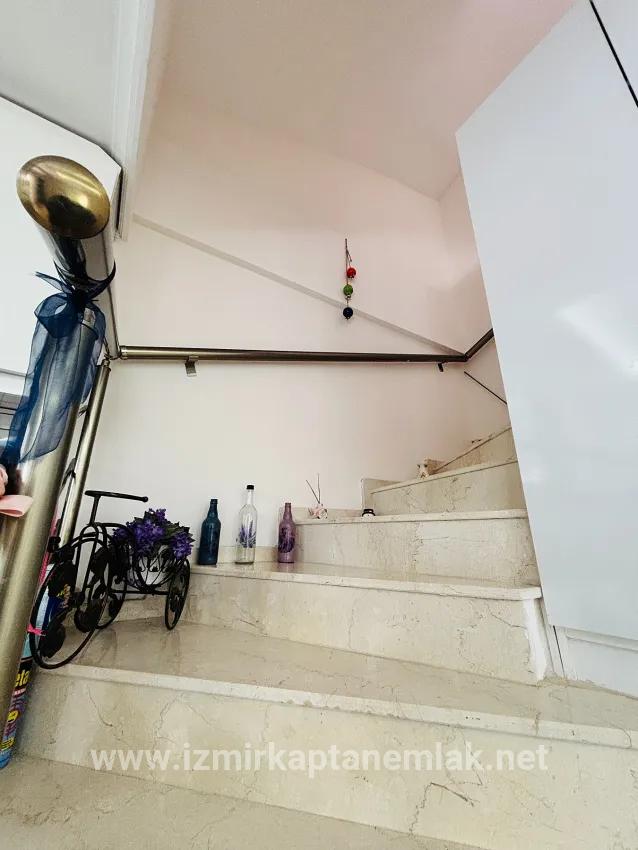 2+1-Zimmer Sommerhaus Zu verkaufen in Payamlı Bz. Seferihisar Doğanbey - 95 m²