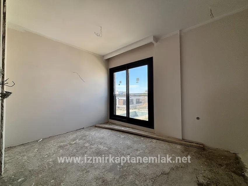 3+2-Zimmer Villa Zu verkaufen in Turabiye Bz. Seferihisar - 240 m²
