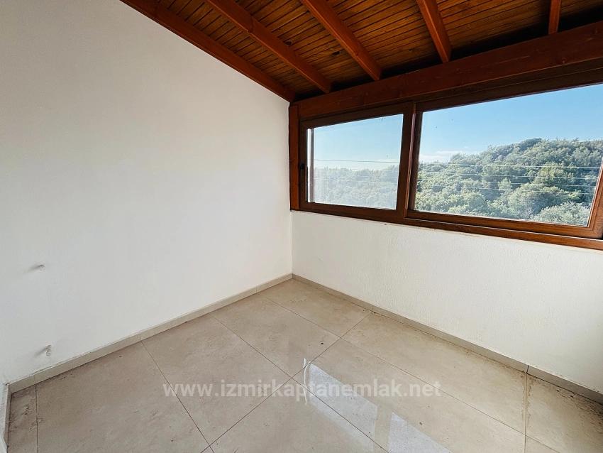 Brandneue 3+1-Zimmer-Villa Mit Großem Garten In Seferihisar Payamlı Village Zu Verkaufen.