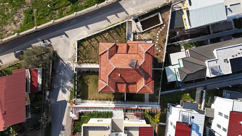 Brandneue 3+1-Zimmer-Villa Mit Großem Garten In Seferihisar Payamlı Village Zu Verkaufen.