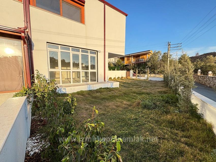 Brandneue 3+1-Zimmer-Villa Mit Großem Garten In Seferihisar Payamlı Village Zu Verkaufen.