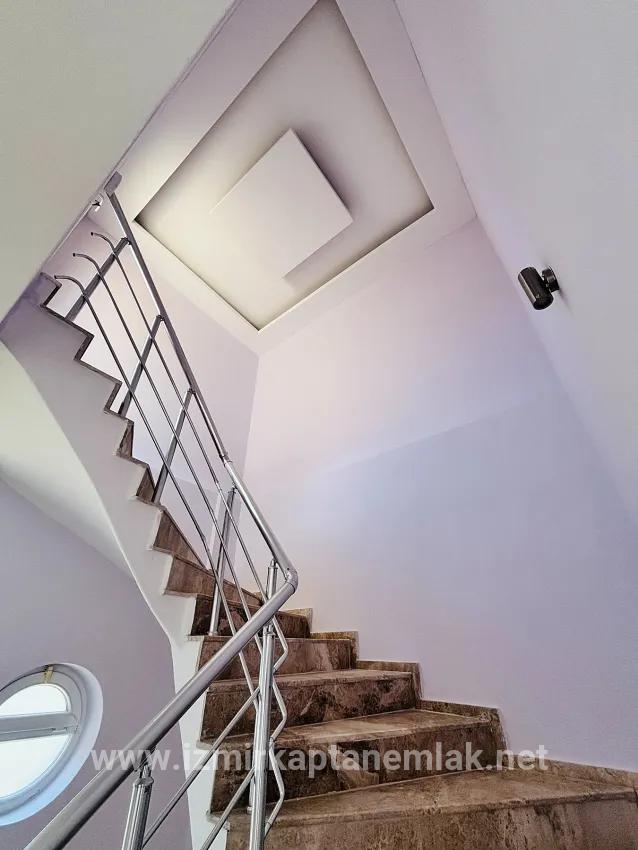 3+2-Zimmer Sommerhaus Zu verkaufen in Atatürk Bz. Seferihisar Doğanbey - 160 m²