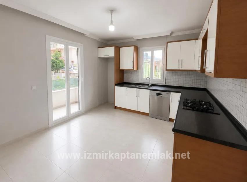 3+1-Zimmer Appartement Zu verkaufen in Gümüldür Fevzi Çakmak Bz. Menderes Gümüldür - 145 m²