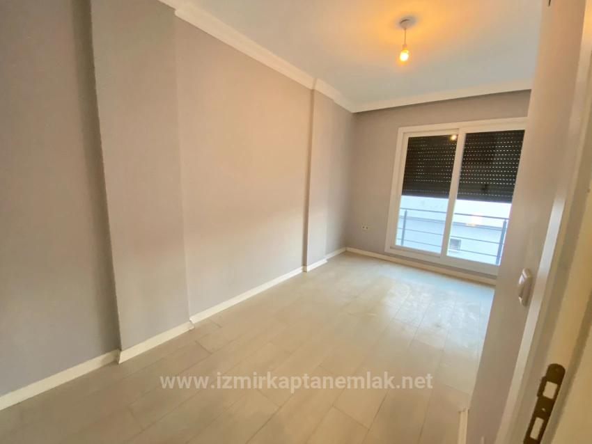 Luftige 3+1 Villa Mit Garten Zum Verkauf In Seferihisar Ürkmez