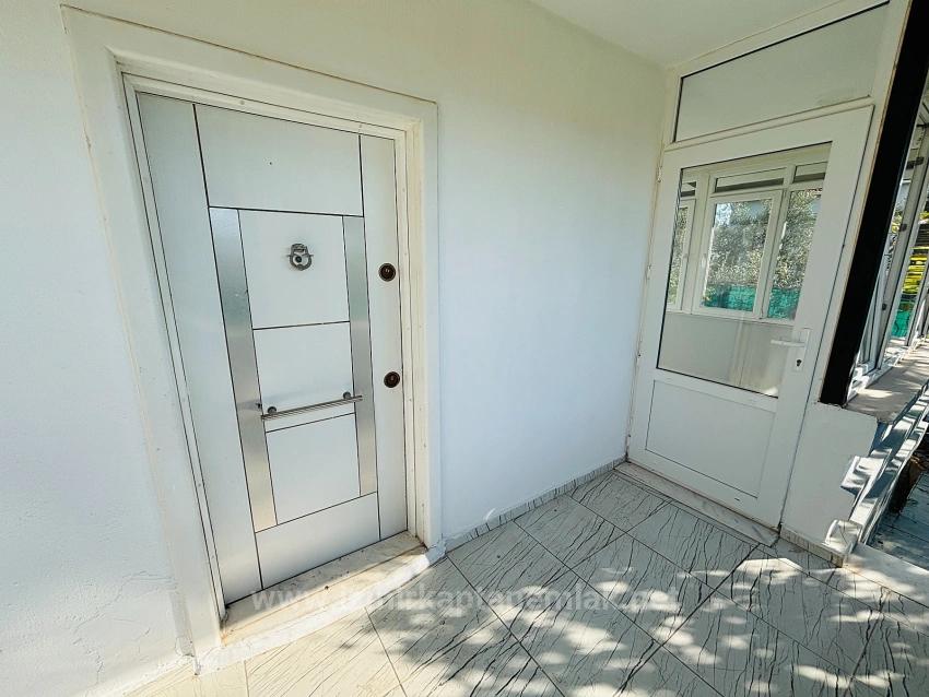 4+1 Triplex Mit Freistehendem Parkplatz Und Garten In Seferihisar Doğanbey