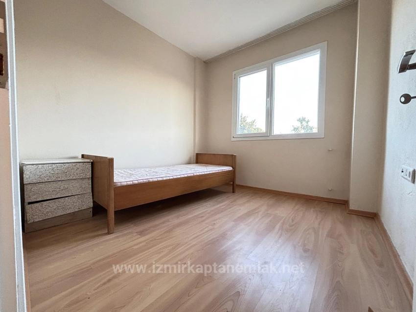 4+1 Triplex Mit Freistehendem Parkplatz Und Garten In Seferihisar Doğanbey