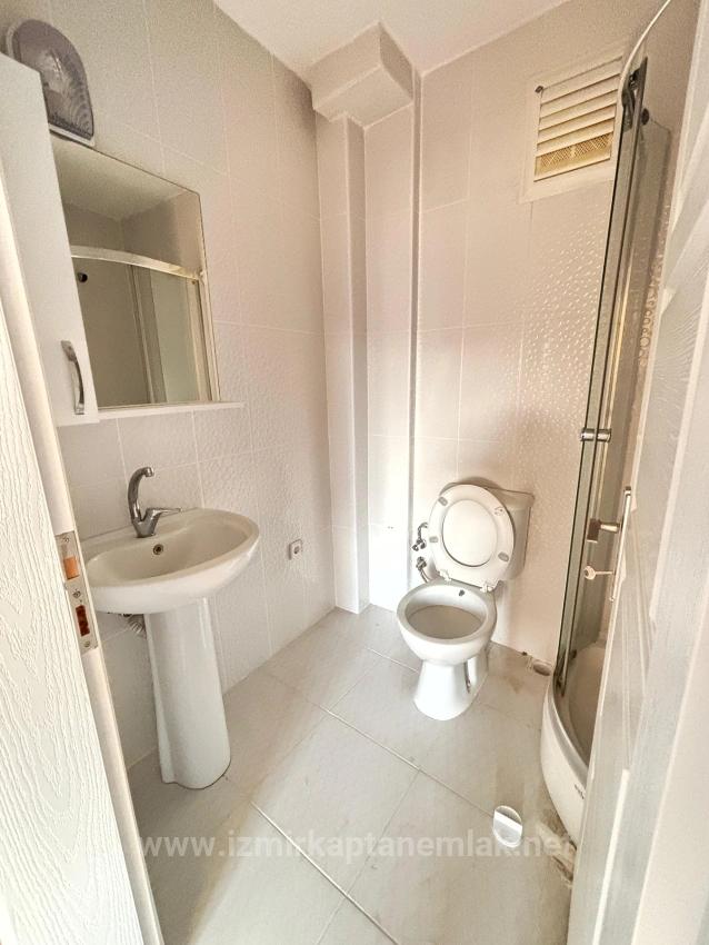 4+1 Triplex Mit Freistehendem Parkplatz Und Garten In Seferihisar Doğanbey