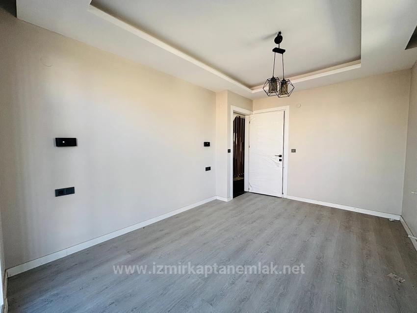 Freistehende, Geräumige 3+1 Villa Zum Verkauf Im Zentrum Von Seferihisar Payamlı