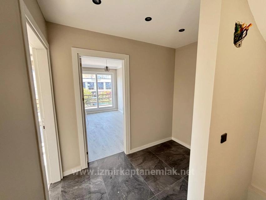 Freistehende, Geräumige 3+1 Villa Zum Verkauf Im Zentrum Von Seferihisar Payamlı