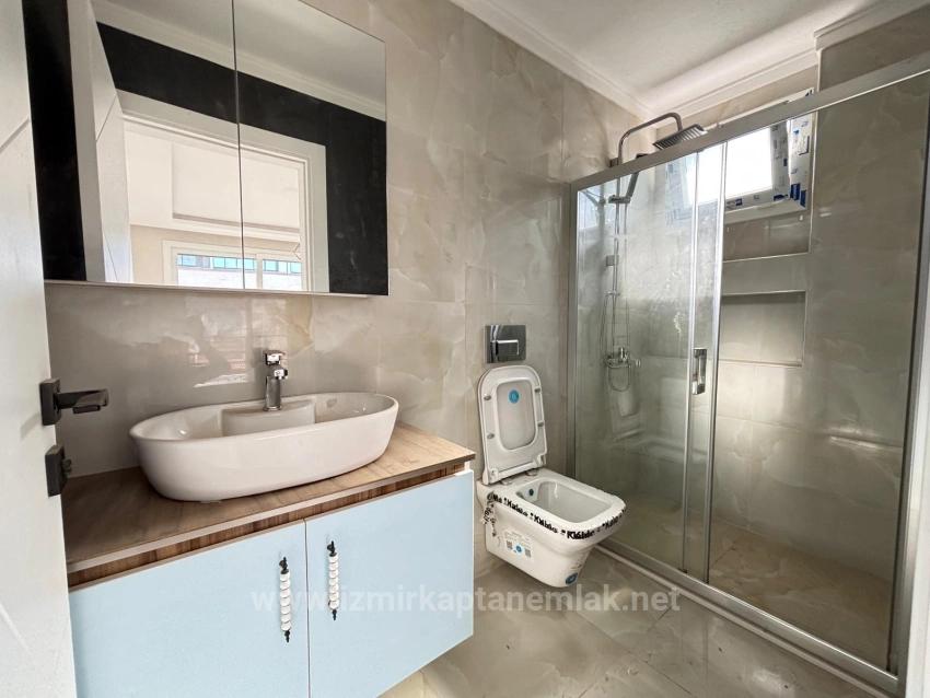 Freistehende, Geräumige 3+1 Villa Zum Verkauf Im Zentrum Von Seferihisar Payamlı