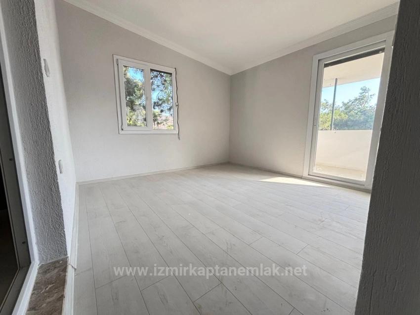 Neubau-Villa (2+1 Schlafzimmer, Lizenziert) Mit Garten In Seferihisar Payamlı Zu Verkaufen